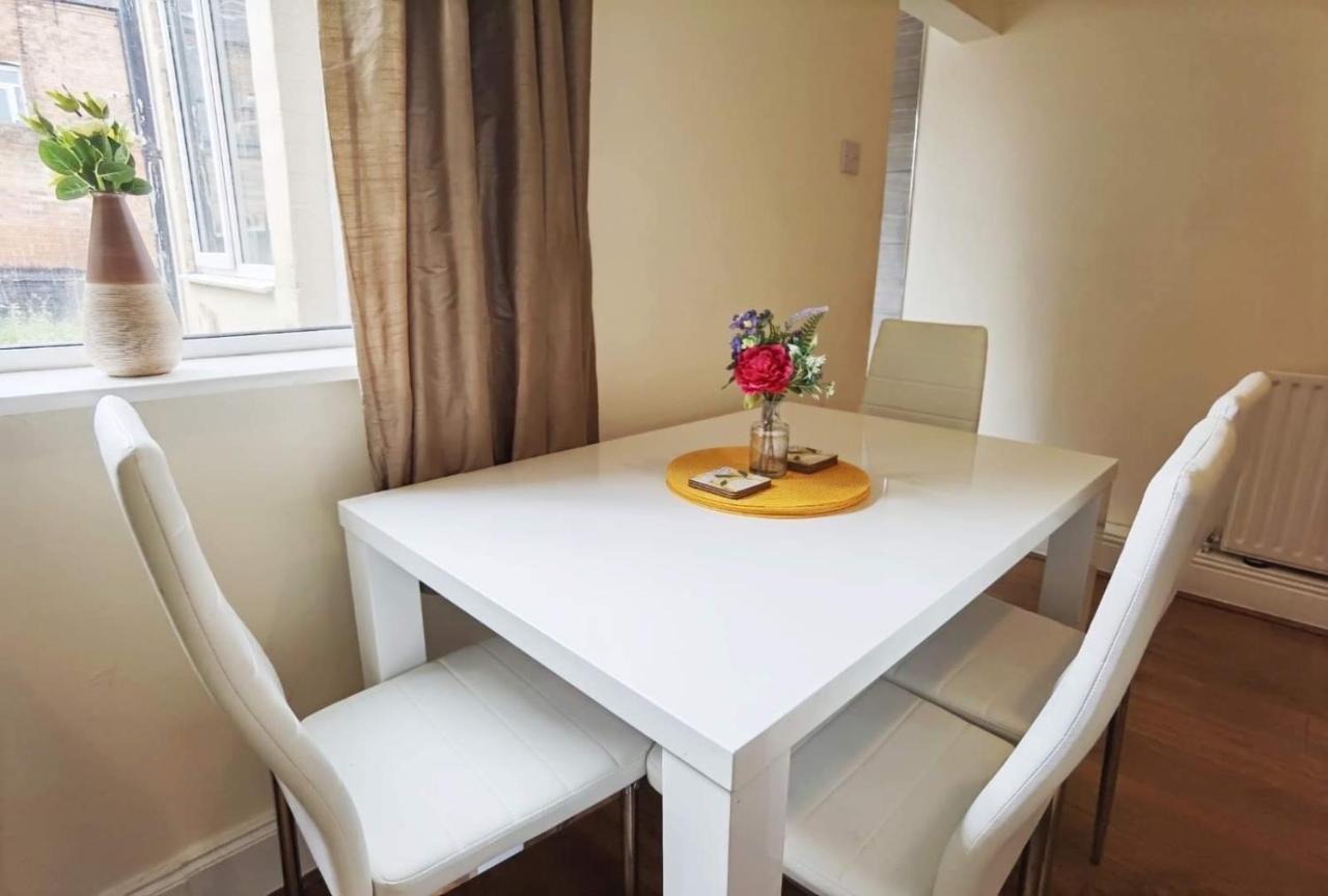 Kenrick Street Great House Available For Guests And Contractors Parking And Wifi Villa Nottingham Ngoại thất bức ảnh