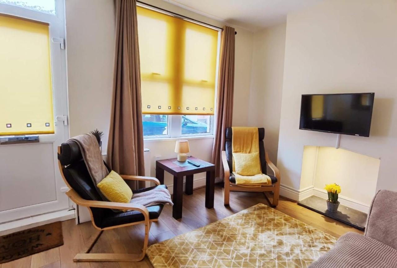 Kenrick Street Great House Available For Guests And Contractors Parking And Wifi Villa Nottingham Ngoại thất bức ảnh