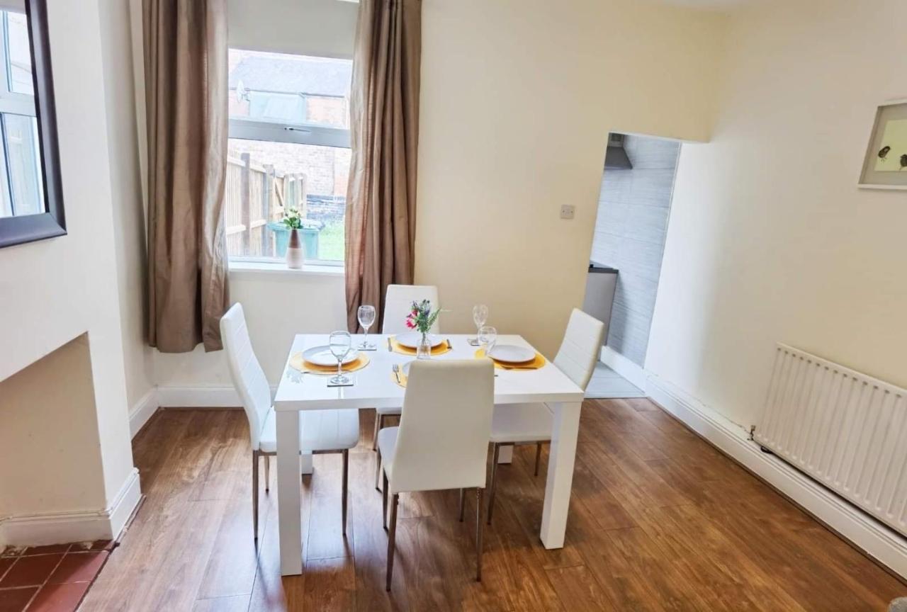 Kenrick Street Great House Available For Guests And Contractors Parking And Wifi Villa Nottingham Ngoại thất bức ảnh